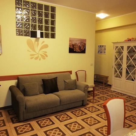 Casa Vacanze Rosy Giardini Naxos Ngoại thất bức ảnh