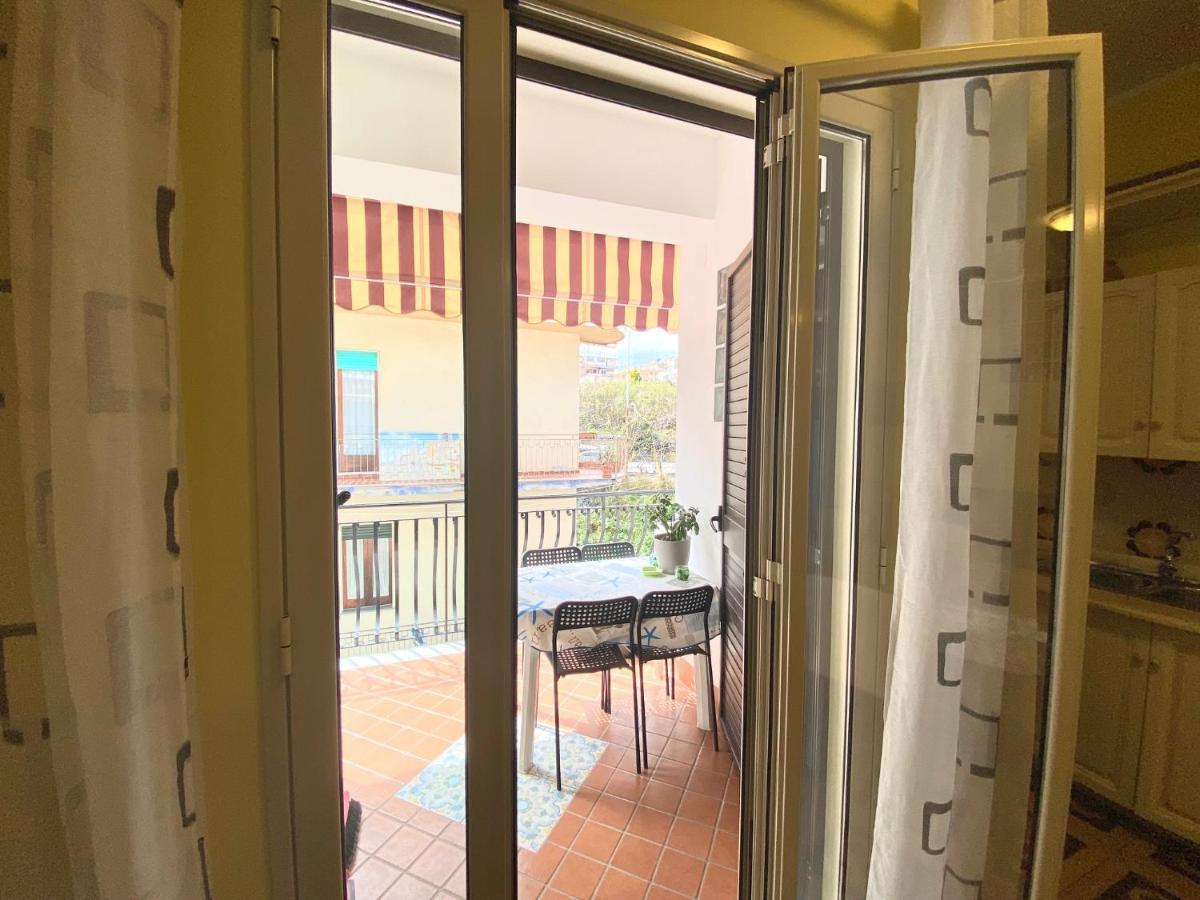 Casa Vacanze Rosy Giardini Naxos Ngoại thất bức ảnh