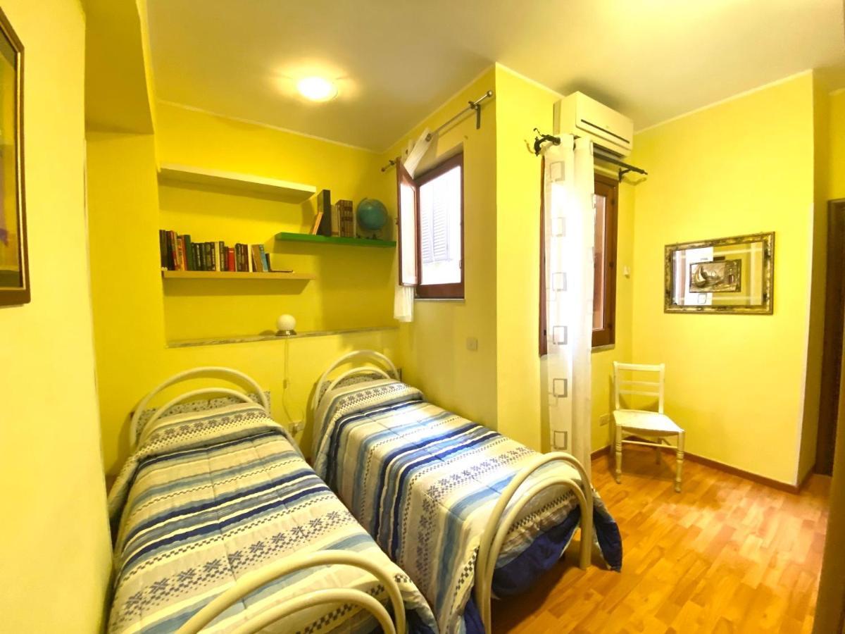 Casa Vacanze Rosy Giardini Naxos Ngoại thất bức ảnh